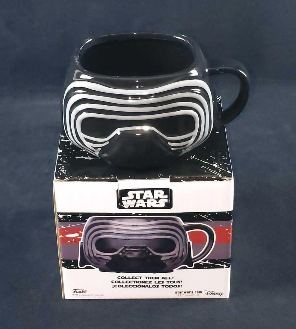 Kylo Ren Star Wars Funko Pop Ceramic Mug F: Kylo Ren Star Wars Funko Pop Ceramic Mug. The mug is approx 6" x 4" x 3". Mug is in its original box and that is approx 5 1/2" x 5" x 5". The mug is in good, unused condition with no known damage.