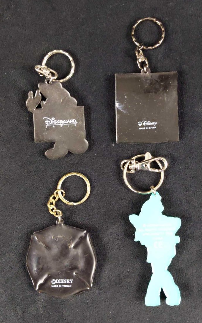 Four Disney Mickey Mouse Star Wars Keychains - 3
