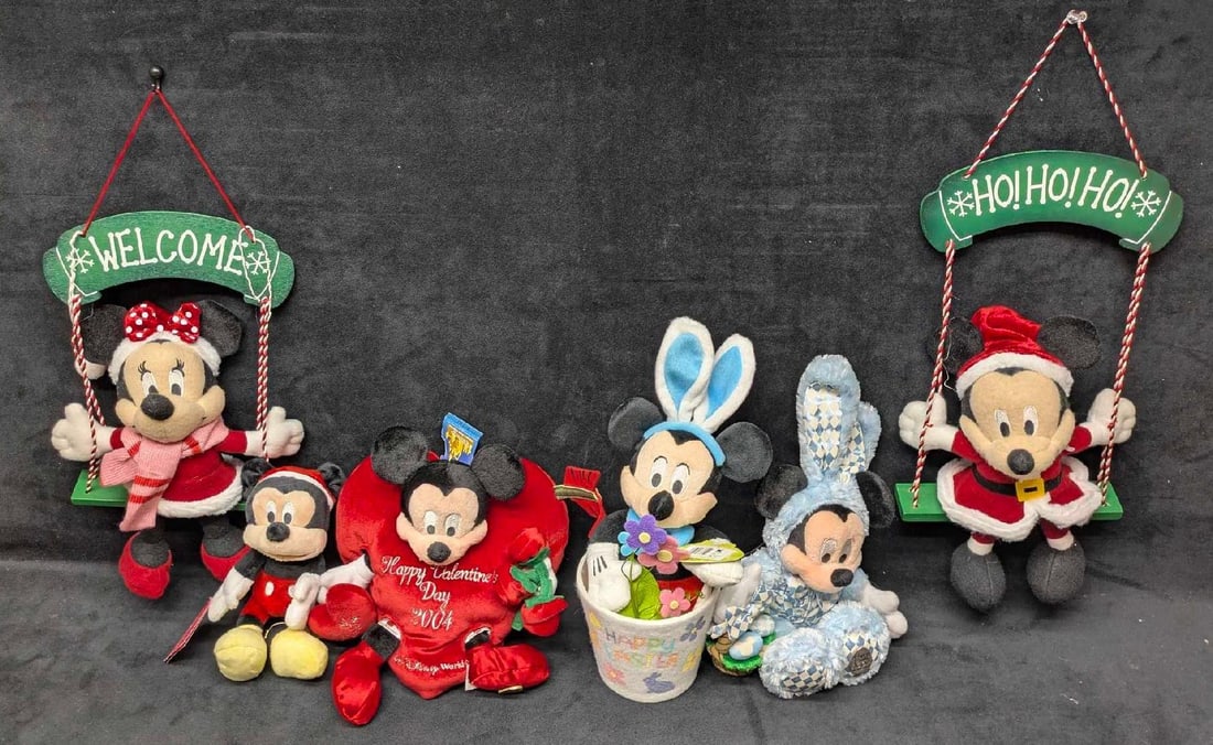 Disney Mickey Minnie Mouse Christmas Valentines Day And Easter Plush: Disney Mickey Minnie Mouse Christmas Valentines Day And Easter Plush. Please see the images for a listing of included plush characters. All come in a bag that is approx 15" x 13" x 8" and it weighs