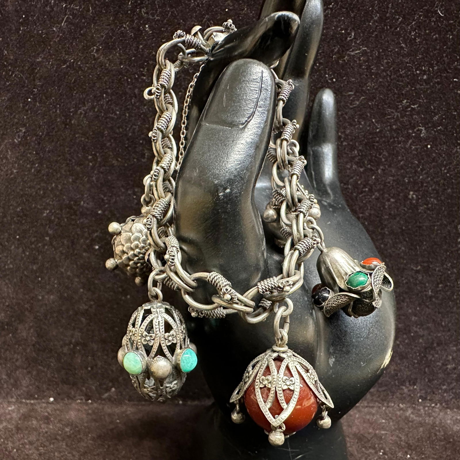 Filigree Double Link Ornate Charm 800 Silver Bracelet L92: This item is in good pre-owned, previously used/displayed condition with noticeable light wear and surface scratches. Please reference all photos for full details. This piece of jewelry has been teste