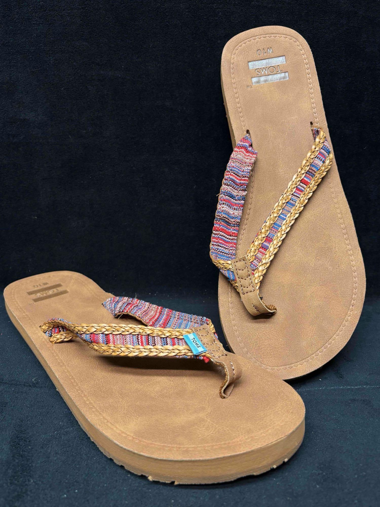 Multicolored Moccasins and Tom Flip Flops Bundle - 2