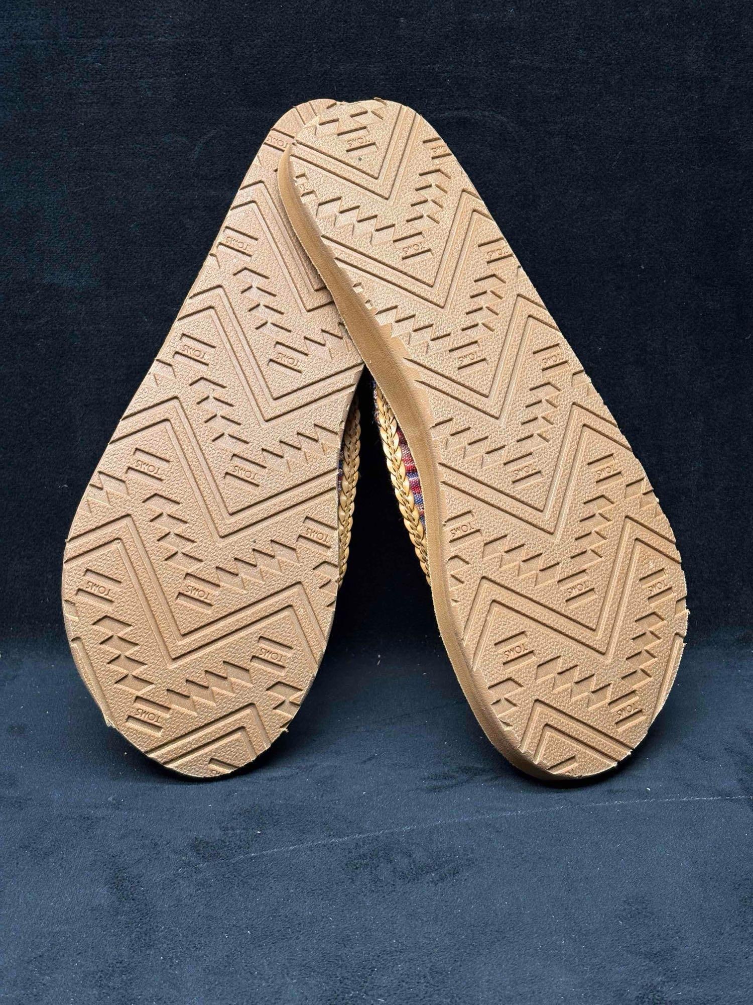 Multicolored Moccasins and Tom Flip Flops Bundle - 5