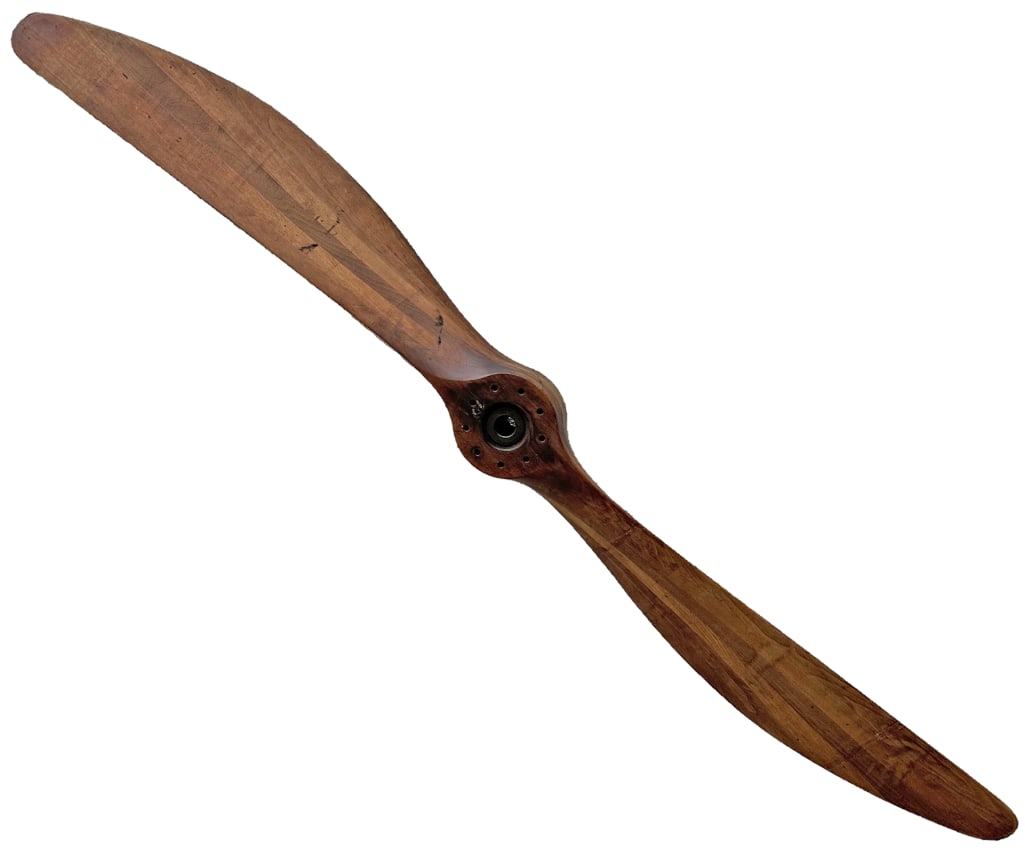 9' DH4 Bomber Plane Wooden Propeller WWI: WWI DH4 Bomber Plane Wooden Propeller This impressive wooden propeller comes from a DeHaviland 4 bomber flown in World War I. It measure 106" long and 10" wide, and weighs in at 50 lbs. 