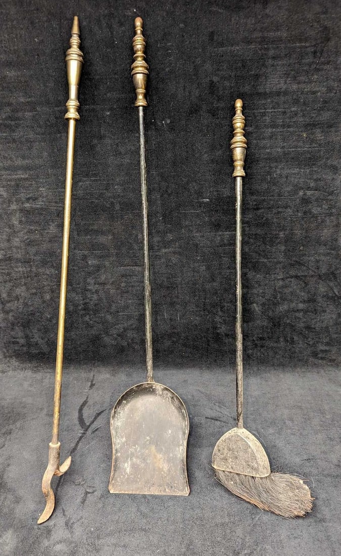 Vintage Fireplace Tools Poker, Shovel & Broom: Vintage Fireplace Tools Poker, Shovel & Broom. This lot of vintage brass tone tools consists of: (1) Poker. This is approx 2 3/4" x 1" x 28 1/2". (1) Shovel. This is approx 5" x 1