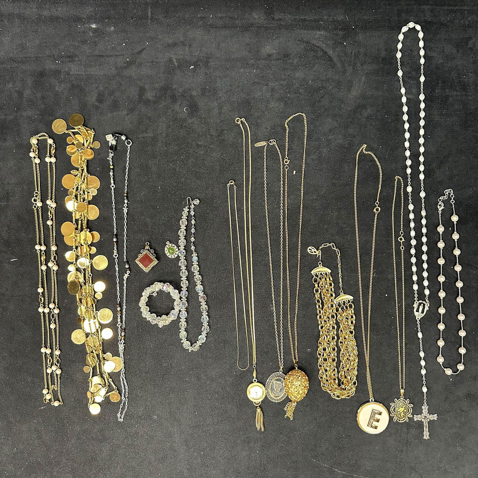 Collection of Vintage Costume Jewelry Set Lot of 16 Sixteen Necklaces Bracelet Pendants (1 of 10)