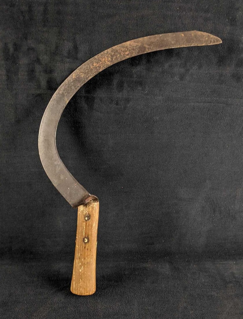 Vintage Sickle (1 of 6)
