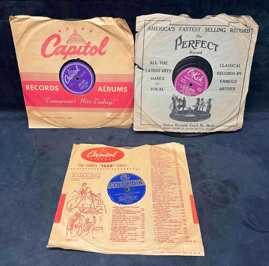 10 Inch Vintage 78 rpm Records In Original Sleeves Featuring Capital Records Okeh and Columbia: This lot contains 10 Inch Vintage 78 rpm Records In Original Sleeves Featuring Capital Records Okeh and Columbia. The approx. weight and dimensions are listed below. Overall the records arte in good p