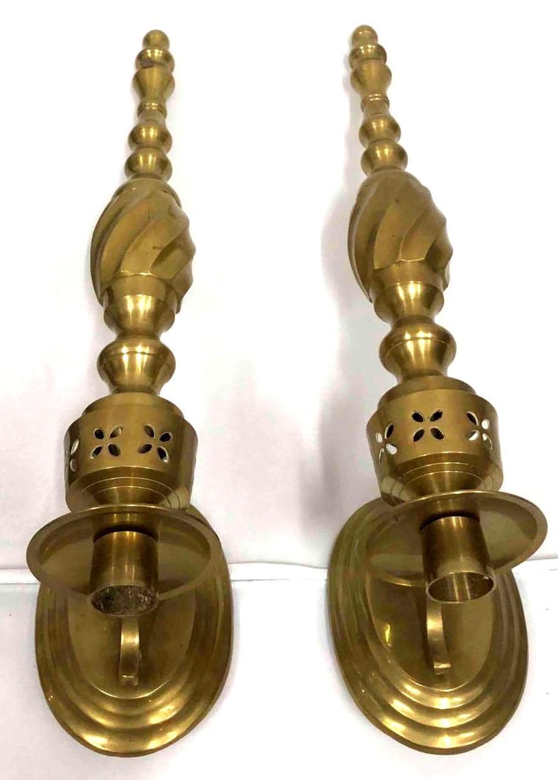 Pair Of Elegant Brass Wall Sconces With Swirl/Flower Design (1 of 6)