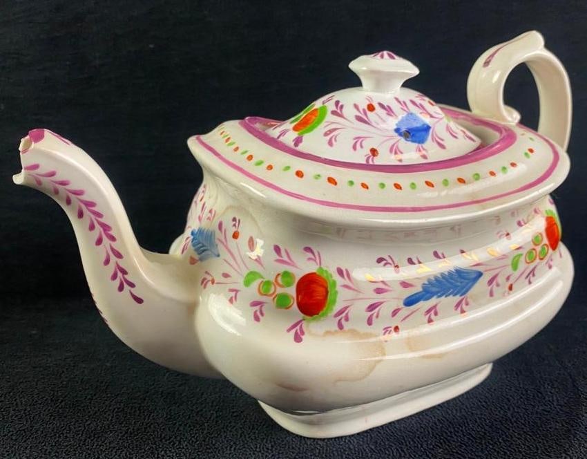19th Century Pink Lustreware Teapot: 19th Century Pink Lustreware Teapot Pink Lustreware porcelain teapot from the early-mid 1800s, made in England. These porcelain sets with the trademark pink pearlescent designs were popular among