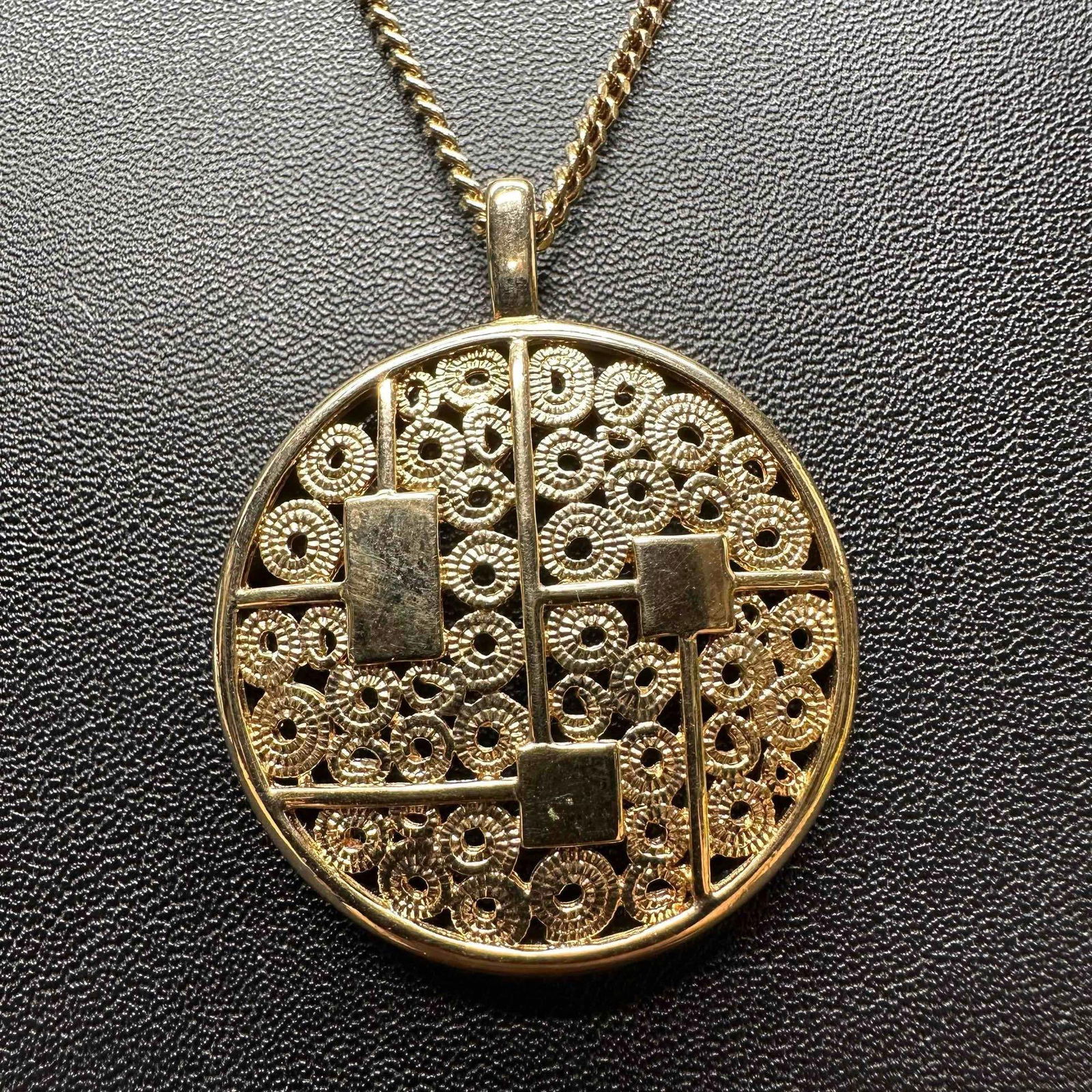 Sarah Coventry Geometric Pendant Gold Tone Art Deco Style Necklace (1 of 6)