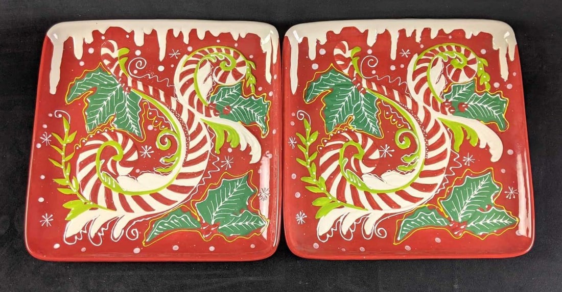 Christmas Plates Ceramic Christmas Platters: Christmas Plates Ceramic Christmas Platters This lot has two Christmas-themed plates/platters. These plates are in good condition with some slight crazing and wear on the bottoms where they sit.