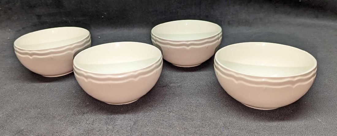 4 Gibson Designs Miranda China Fruit Bowls A: 4 Gibson Designs Miranda China Fruit Bowls A. Each is approx 4 1/2" x 2 1/4" x 4 1/2" and the total weight is 1.75lb. The bowls have no chips or cracks. 