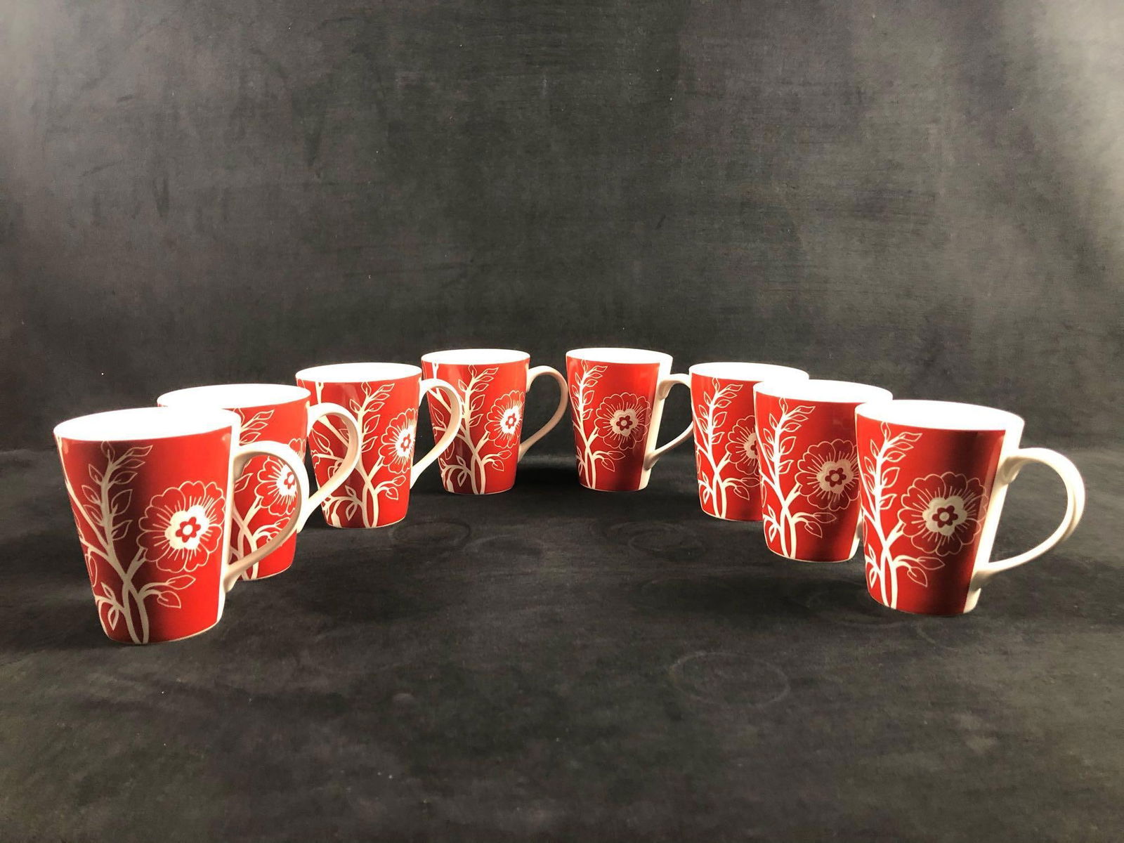 A Lot Of 8 Stanford Park Collection Stoneware Roscher & Company Coffee Mug Red White Flowers: A Lot Of 8 Stanford Park Collection Stoneware Roscher & Company Coffee Mug Red White Flowers The collection of Roscher & Company stoneware is decorated with a beautiful floral design. The st