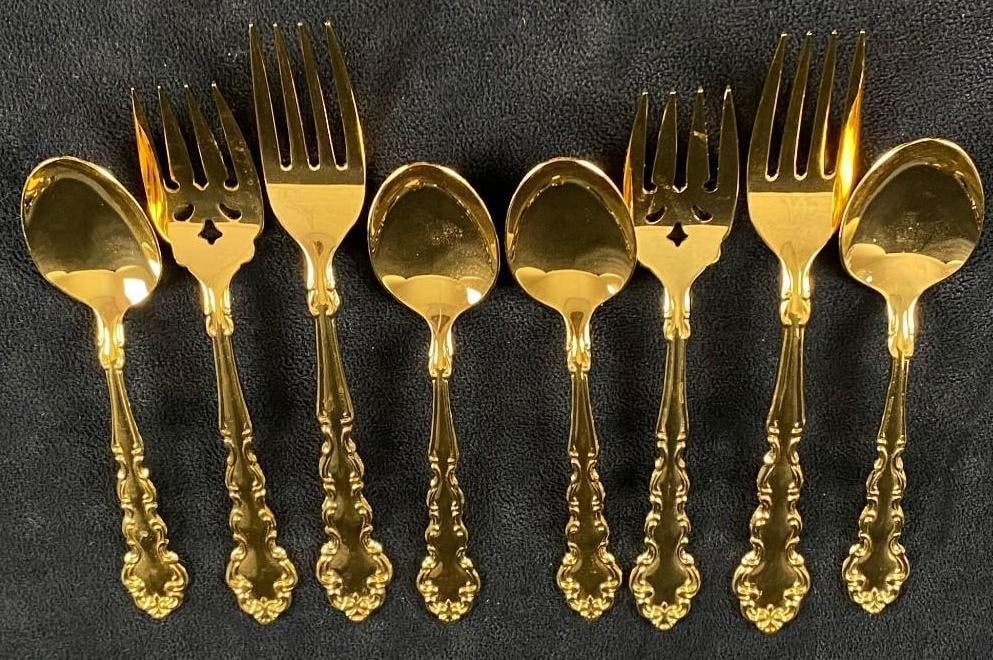 Vintage Original Community Modern Baroque Gold Electroplated Spoons & Forks: Vintage Original Community Modern Baroque Gold Electroplated spoons and forks . This original 1969 set of 4 forks 4 spoons is in excellent like new condition. Includes the following: 2 Salad forks 6.