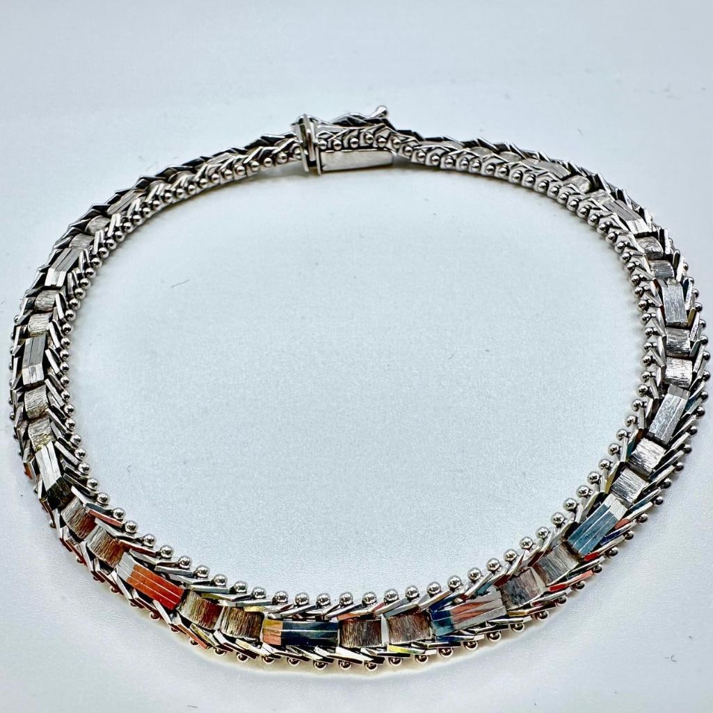 14k White Gold Weave Bracelet B: This piece of jewelry has been tested and researched prior to listing. Please view all our pictures they are part of our description. DETAILS: Metal - 14k GoldColor - Yellow/GoldStones -