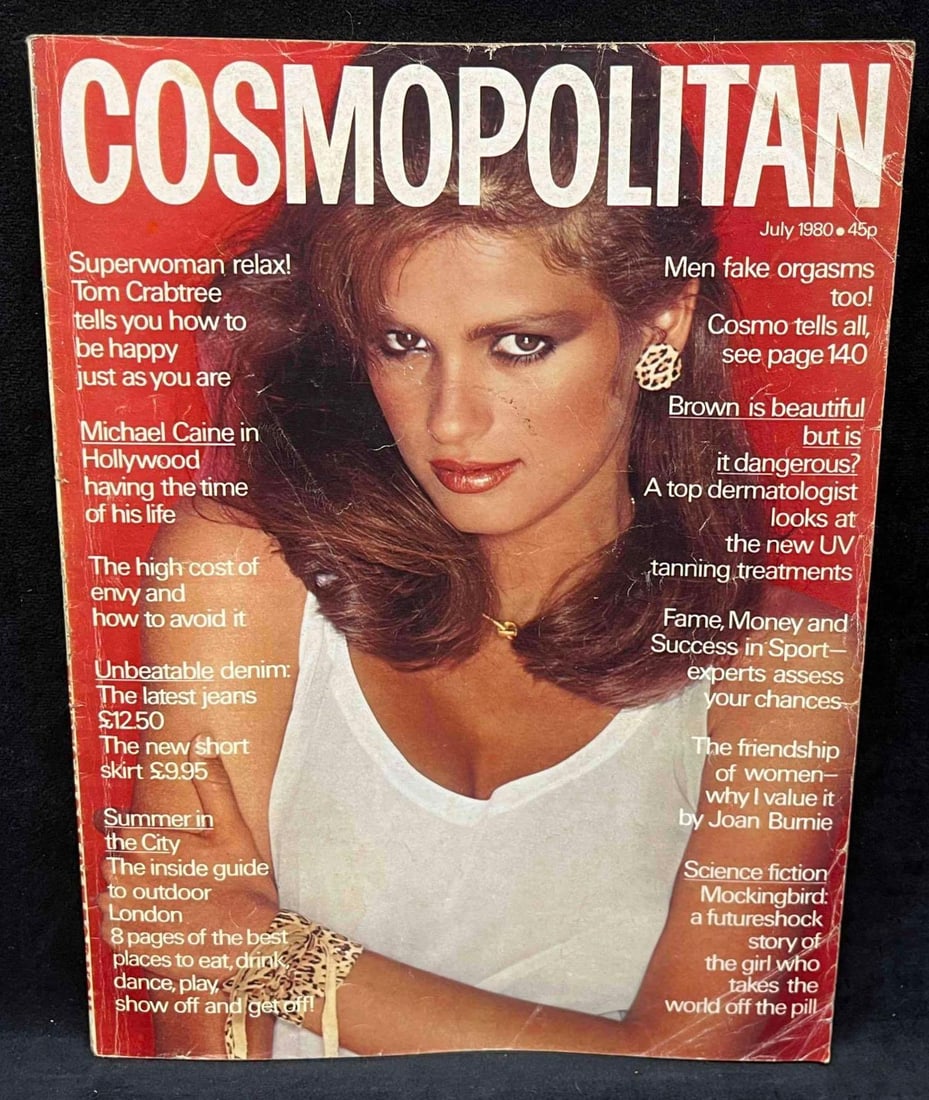 Cosmopolitan Magazine July 1980 Gia Carangi: This lot contains a Cosmopolitan Magazine July 1980 Gia Carangi. It is approx 11" x 8 1/2" and it weighs about 0.8lbs. Overall the vintage magazine is in good used condition with some minor shelf wear
