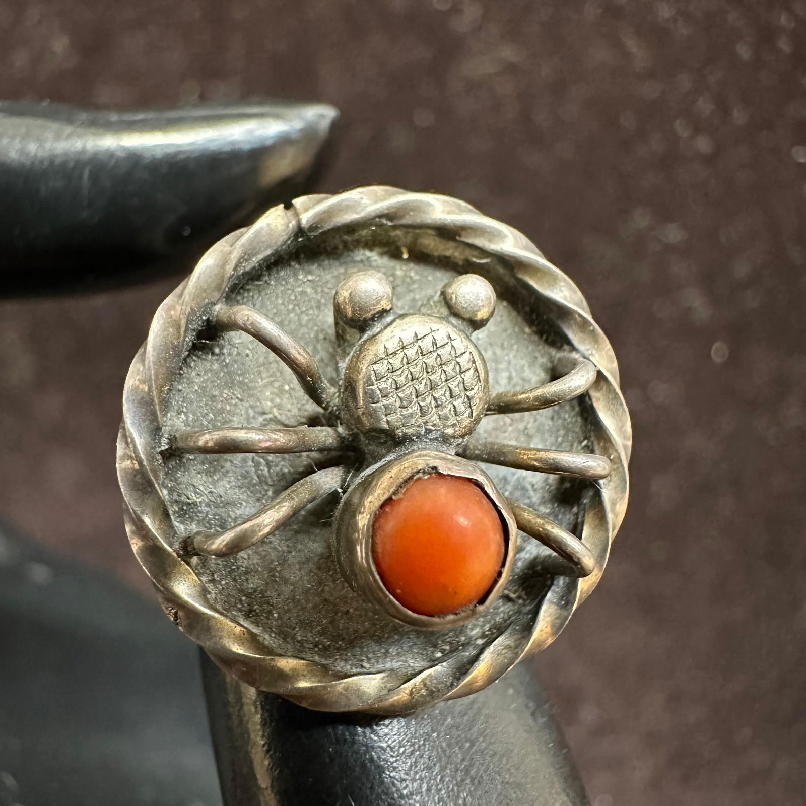Silver Coral Spider Motif Navajo Style Small Ring: This item is in good pre-owned, previously used/displayed condition with noticeable light wear and surface scratches. Please reference all photos for full details. This piece of jewelry has been