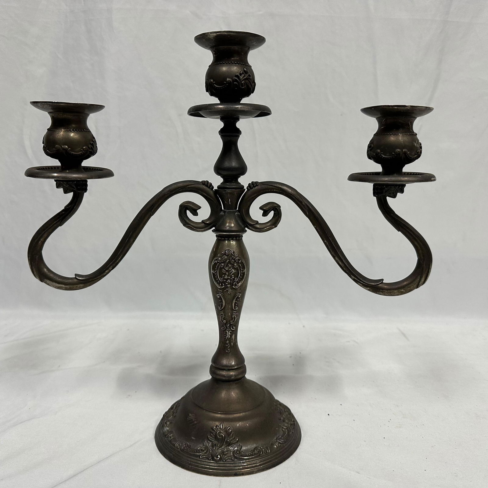 Three-Light Silverplate Metal Candelabra Table Candlestick Baroque Style (1 of 7)