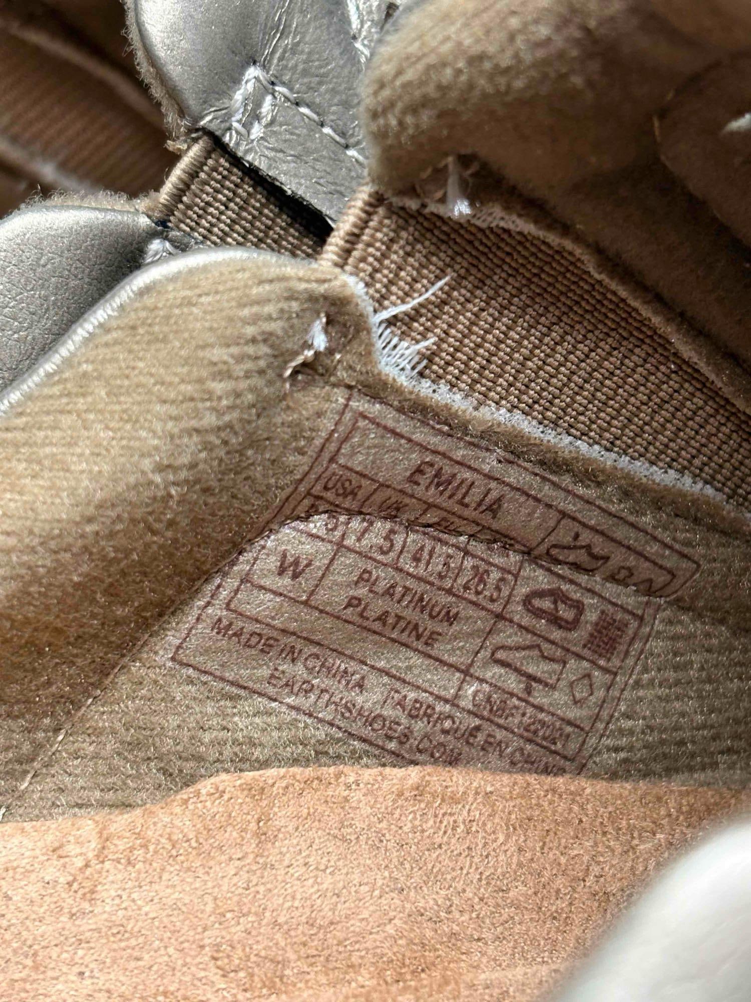 Earth Origins Sandals Bundle - 9