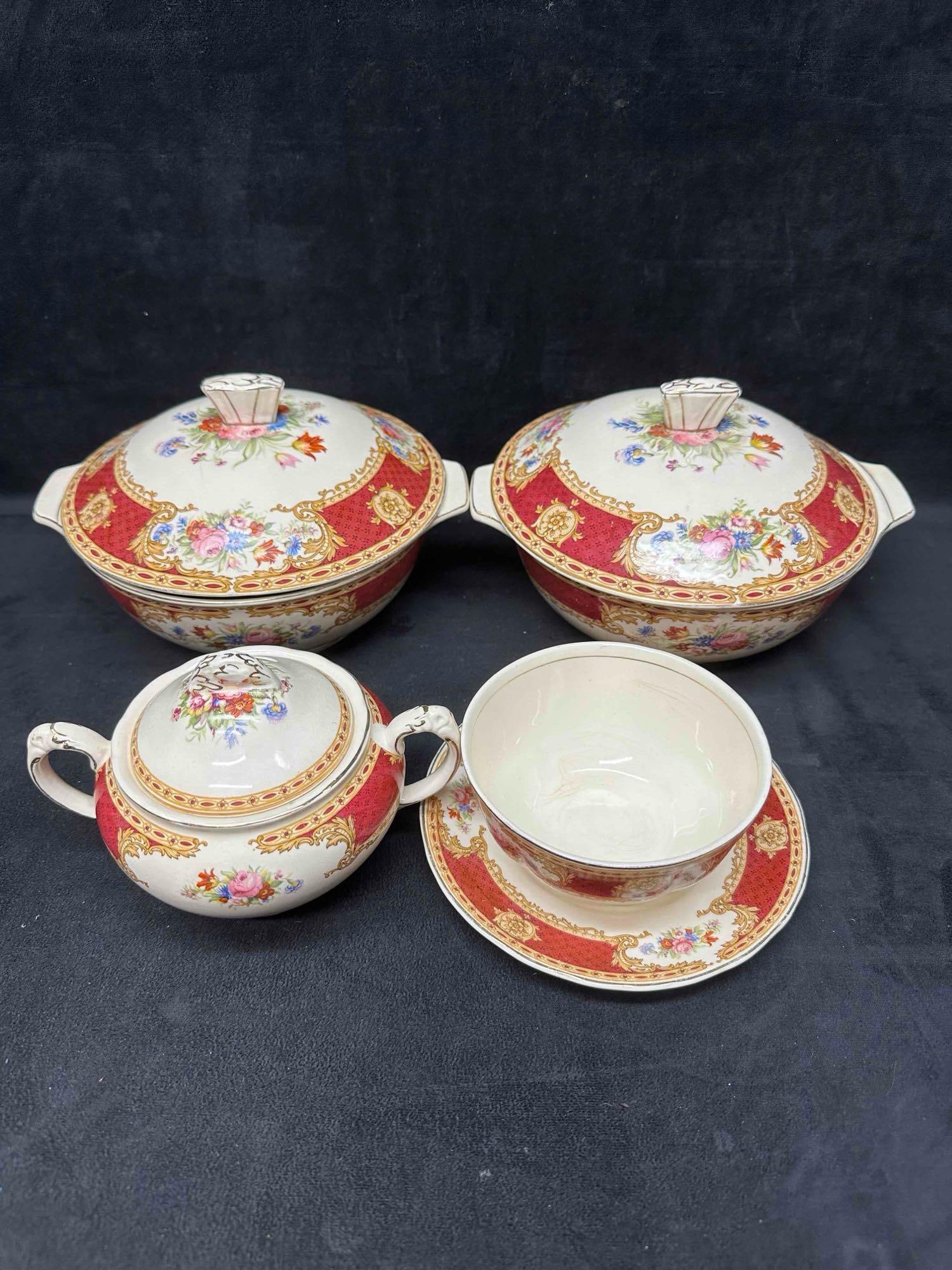 Vincent by Wedgwood Made In England Kitchen Set Dinnerware Sugar Vegetable Bowls (1 of 8)