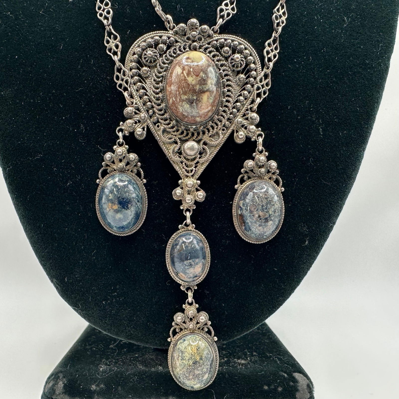 Filigree Silver Five Jasper Cabochons Necklace Ornate Silverwork: This item is in good pre-owned, previously used/displayed condition with noticeable light wear and surface scratches. Please reference all photos for full details. This piece of jewelry has been teste