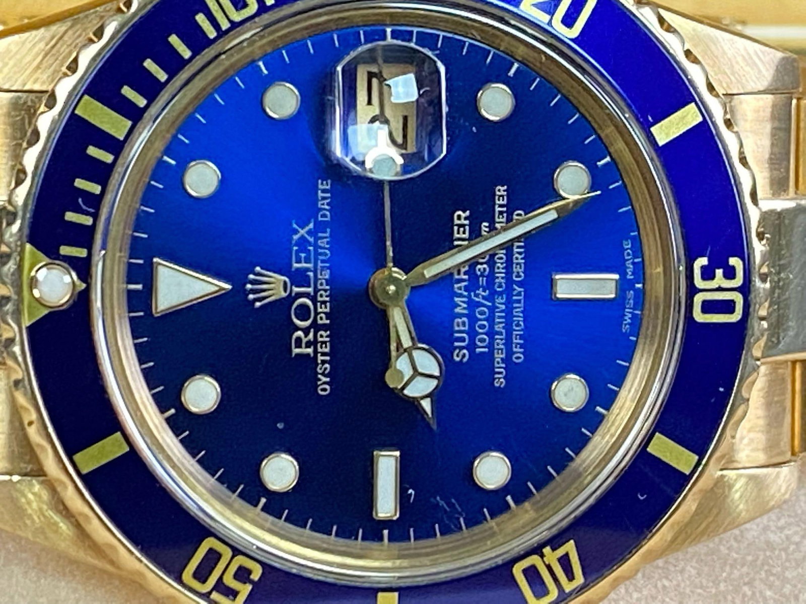 Classic 1987 Ref.# 16808 18K Gold Rolex Submariner - 4