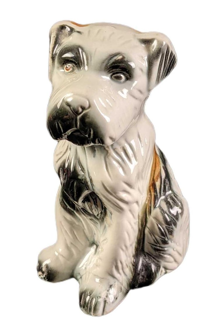 Vintage Ceramic Brazilian Terrier Dog Figurine: Vintage Hand-Painted Ceramic Brazilian Terrier Dog Figurine. Is approx 3 1/2" x 4 1/2" x 6 1/2" and it weighs under one pound at 0.96lb. The figurine is in a good, vintage condition with light wear