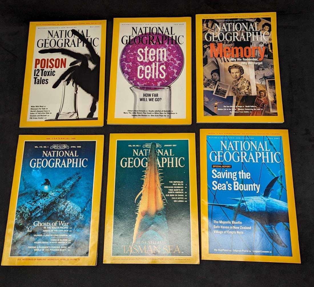 6 National Geographic Magazines The Sea & Stem Cells & Poisons: 6 National Geographic Magazines The Sea & Stem Cells & Poisons. This lot includes: (1) January 1997 - Beneath The Tasman Sea.(1) April 1988 - Ghosts Of War In The South Pacific.(1) April