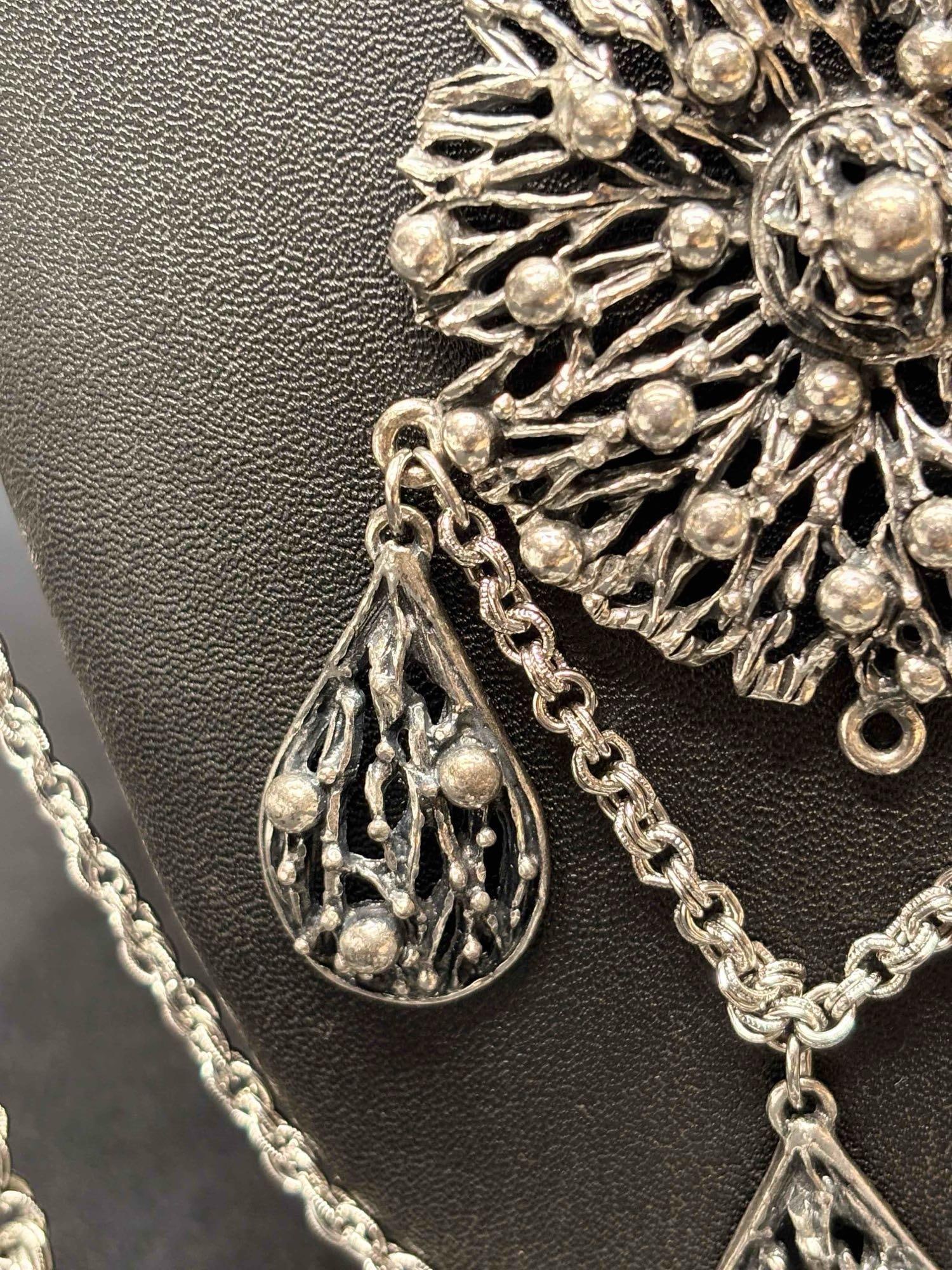 6pc Silver Eccentric Statement Necklace Lot - 4