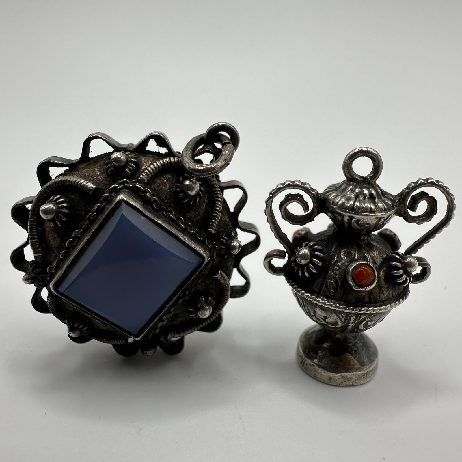 Italian Etruscan Revival Style Ornate Silverwork Unmarked Silver Charms X59: These items are in good pre-owned, previously used/displayed condition with noticeable light wear and surface scratches. Please reference all photos for full details. These pieces of jewelry have