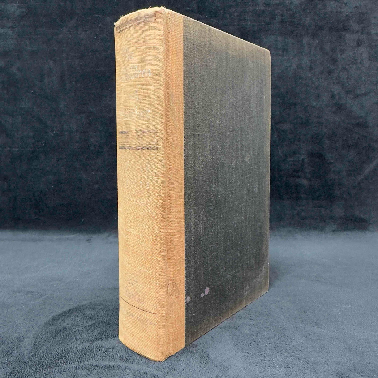 The Children of Sanchez Oscar Lewis 1961 Hard Cover Book: The Children of Sanchez Oscar Lewis 1961 Hard Cover Book. The book shows wear due to age and storage, with light stains. No rips or tears on the pages. This item is in good pre-owned, previously