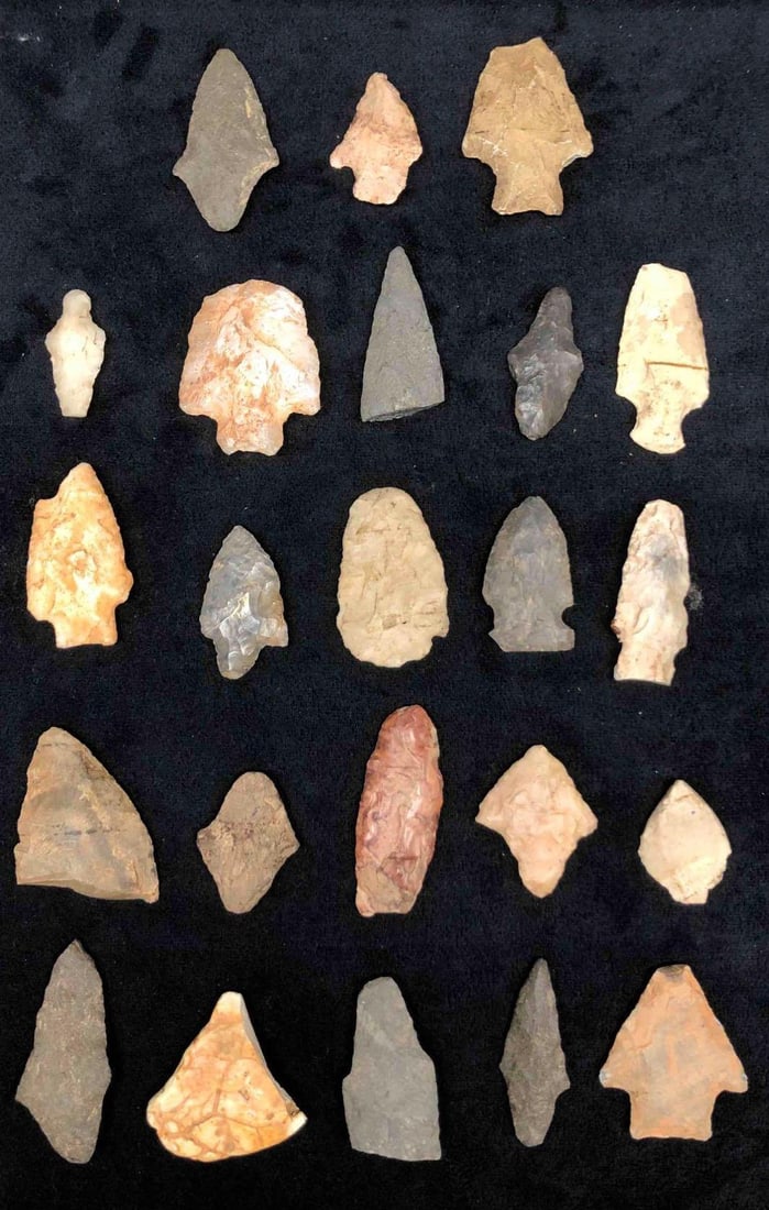 23 Native American Arrow Heads - 9