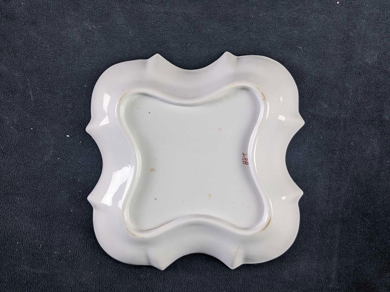 Chinese Inspired Painted 3pc Ceramic Set - 3