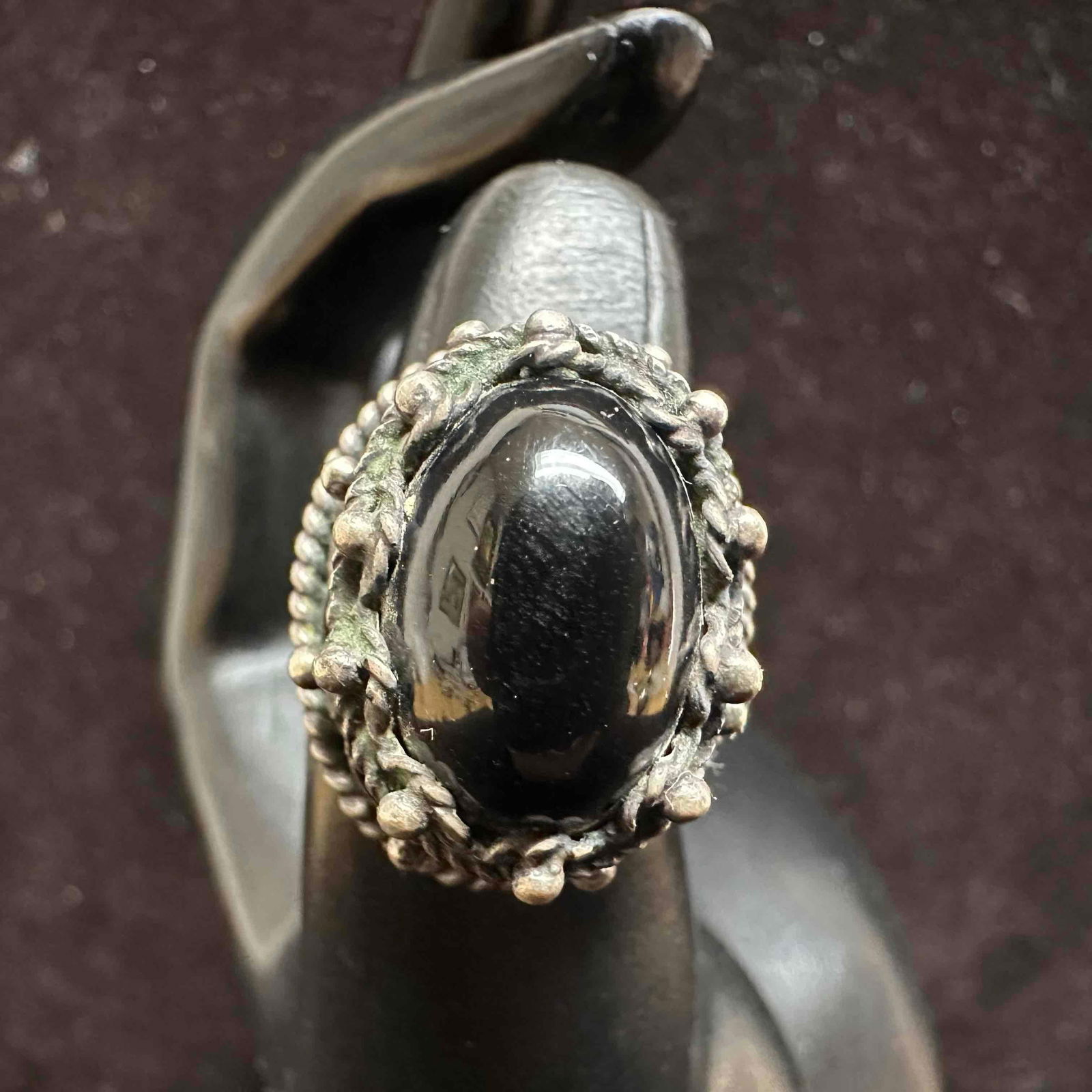 Sterling Silver Filigree Ring with Black Onyx Oval Cabochon: This item is in good pre-owned, previously used/displayed condition with noticeable light wear, and surface scratches. Please reference all photos for full details. This piece of jewelry has been test