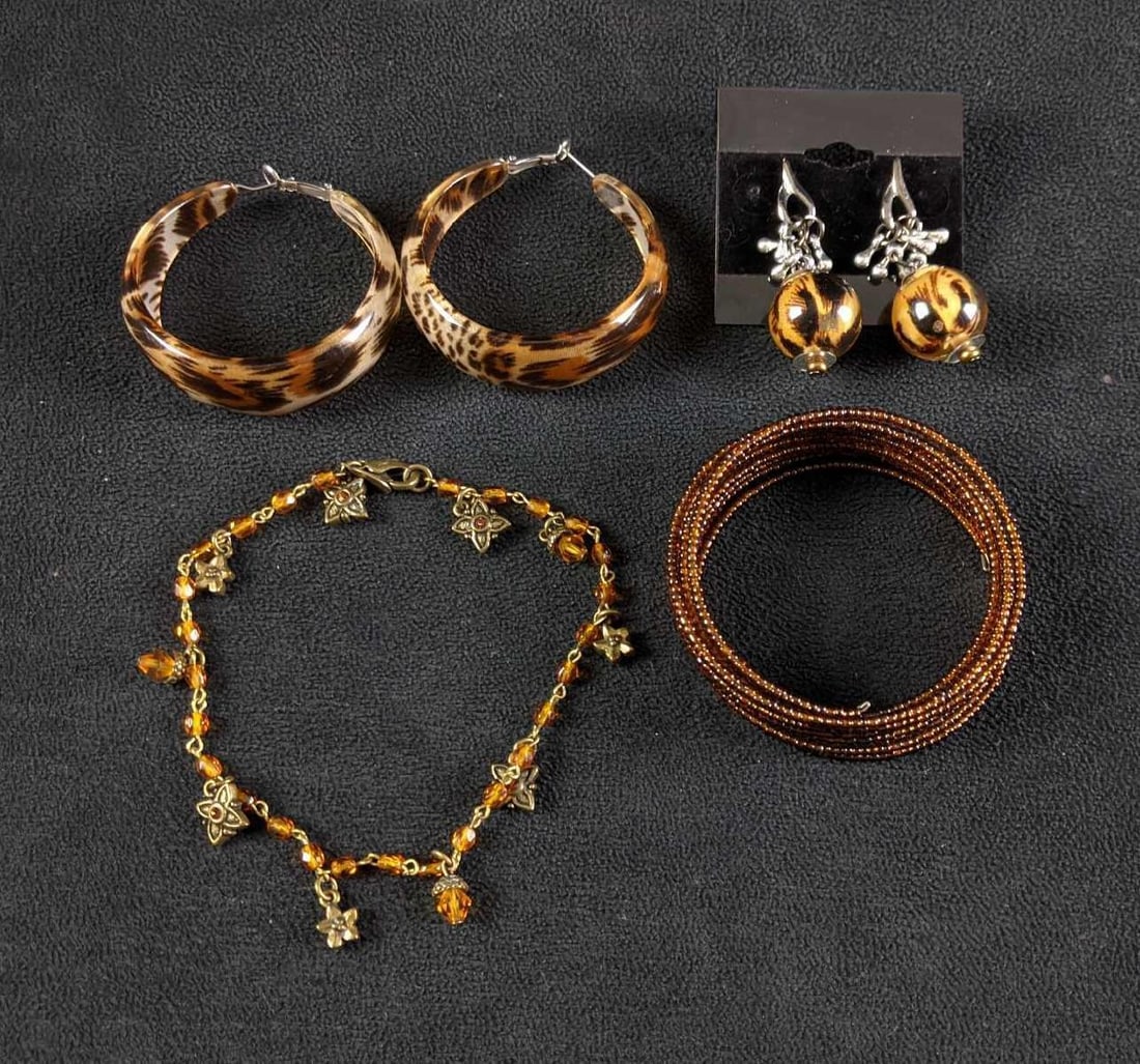 Brown Bracelet and Earring Sets - 7