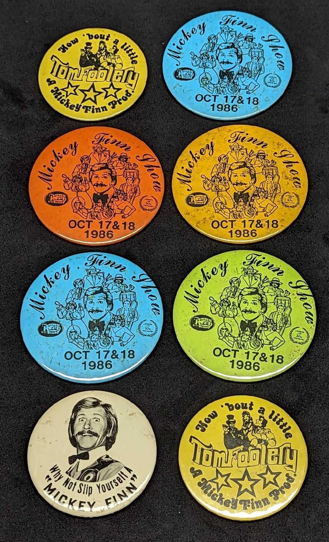 8 Vintage Mickey Finn Show Buttons: 8 Vintage Mickey Finn Show Buttons. This lot includes eight colorful buttons from Mickey's show. The larger buttons are approx 3" x 3" and the smaller ones are 2 1/2" x 2 1/2". The lot weighs 0.28lb.