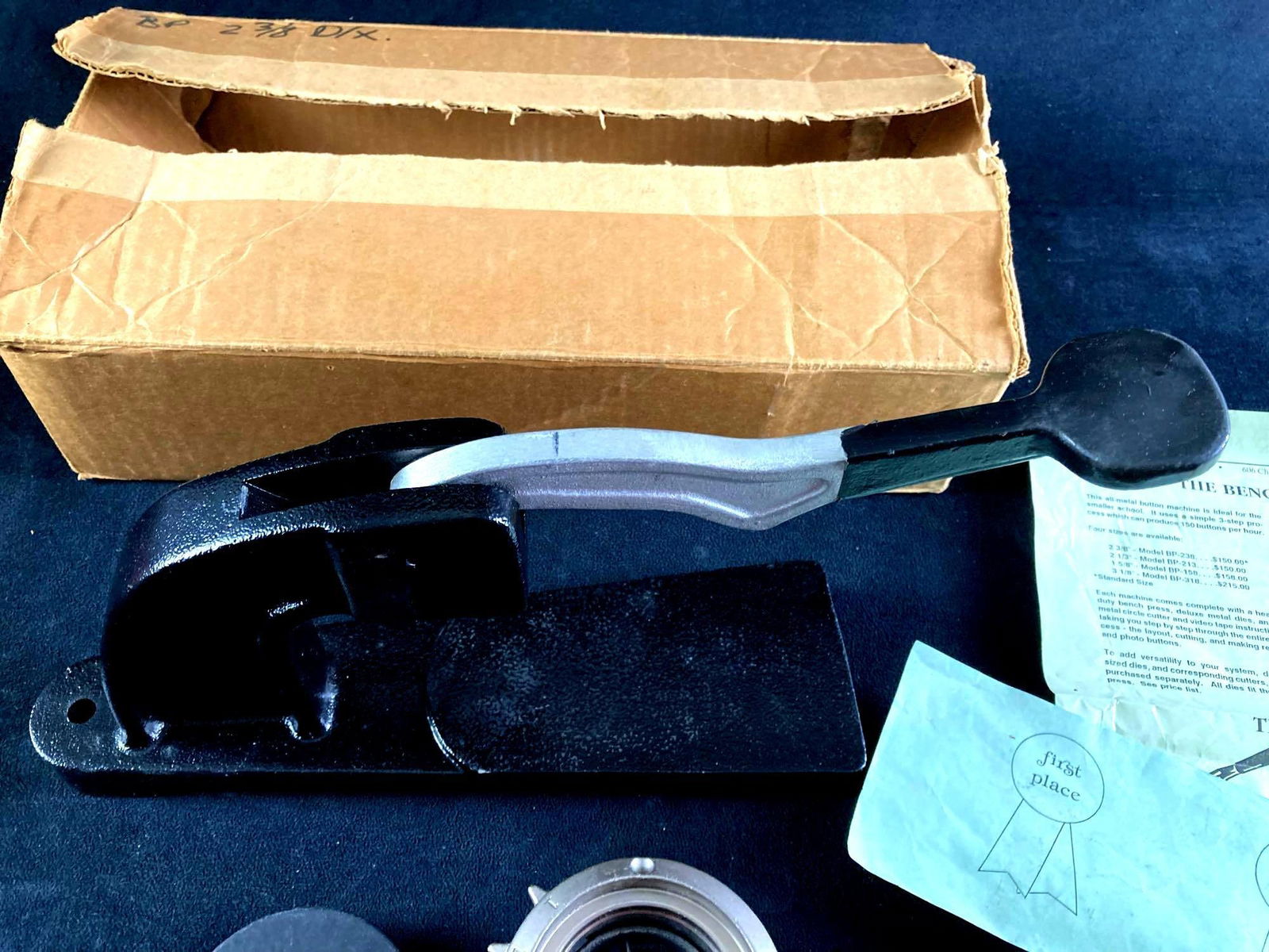 Student Prints The Bench System Button Machine - 3