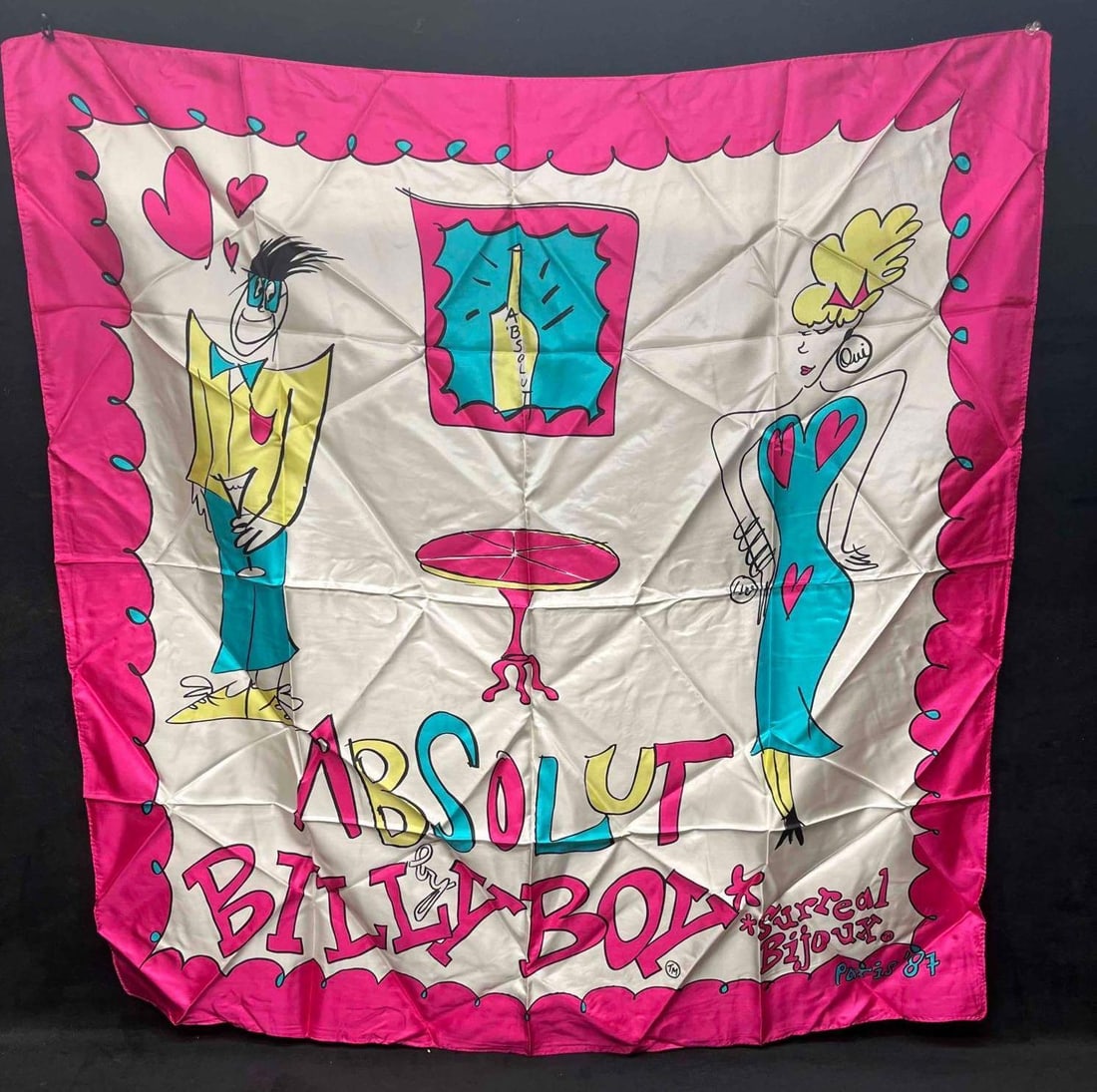 Absolut Vodka Soie Silk Scarf Billy Boy Paris and Pin (F): This lot contains a Absolut Vodka 100% Soie Silk Scarf Billy Boy Paris & Pin(F). It is approx 7" x 5 1/2" when folded up and the total weight is 2.3oz. Overall the scarf is in excellent used condition