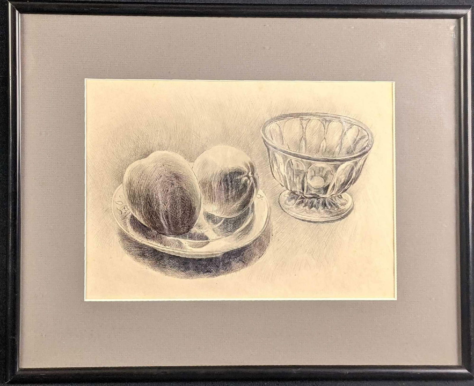 Original Framed Pencil Sketch Fruit And Bowl: Original Framed Pencil Sketch Fruit And Bowl. Artist is unknown. The framed original is approx 15 3/4" x 1/2" x 12 1/2". Original sketch is approx 10" x 7". The framed sketch is in a good, used condit