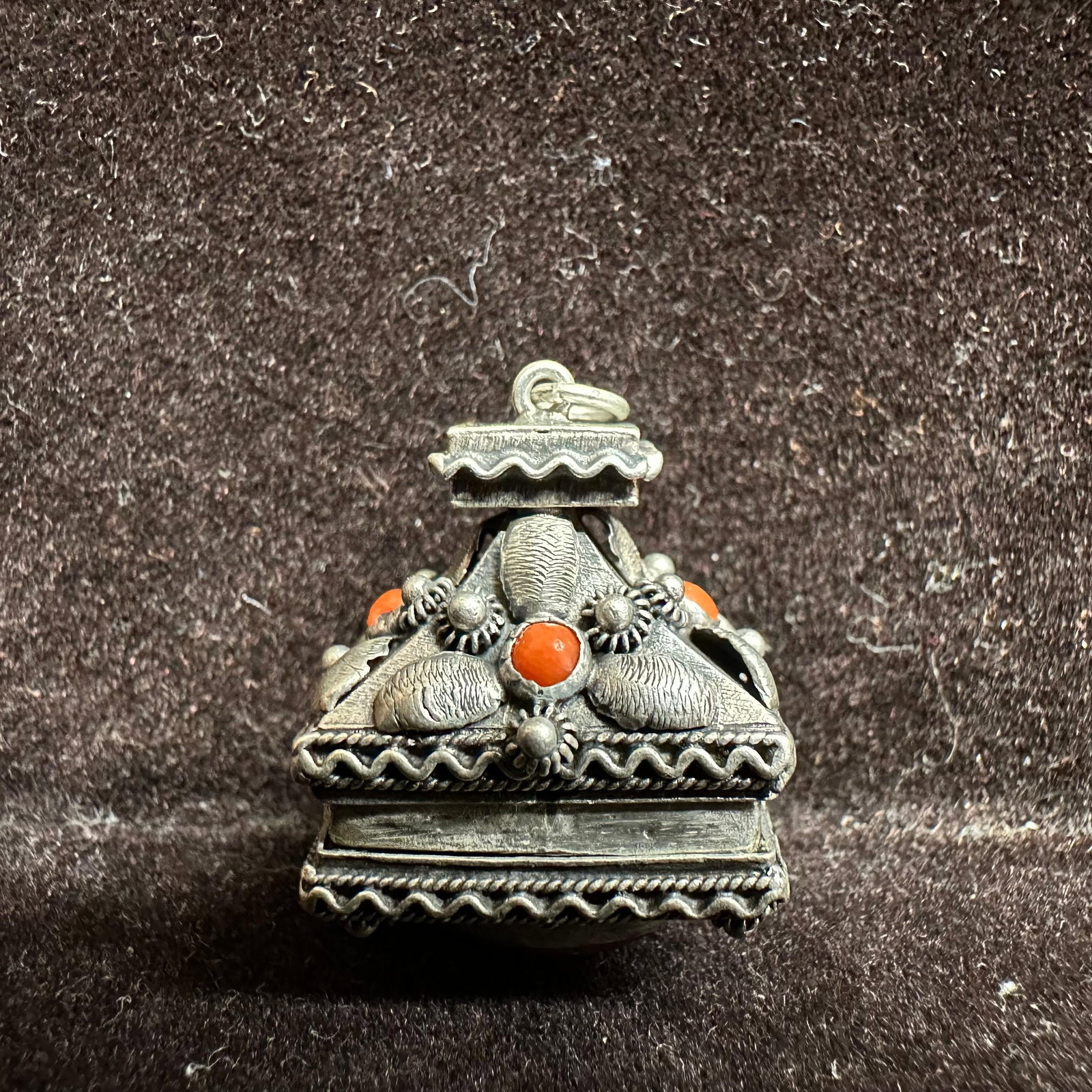 Carnelian and Red Coral Fob Filigree Locket Charm 800 Silver R85: This item is in good pre-owned, previously used/displayed condition with noticeable light wear and surface scratches. Please reference all photos for full details. This piece of jewelry has been