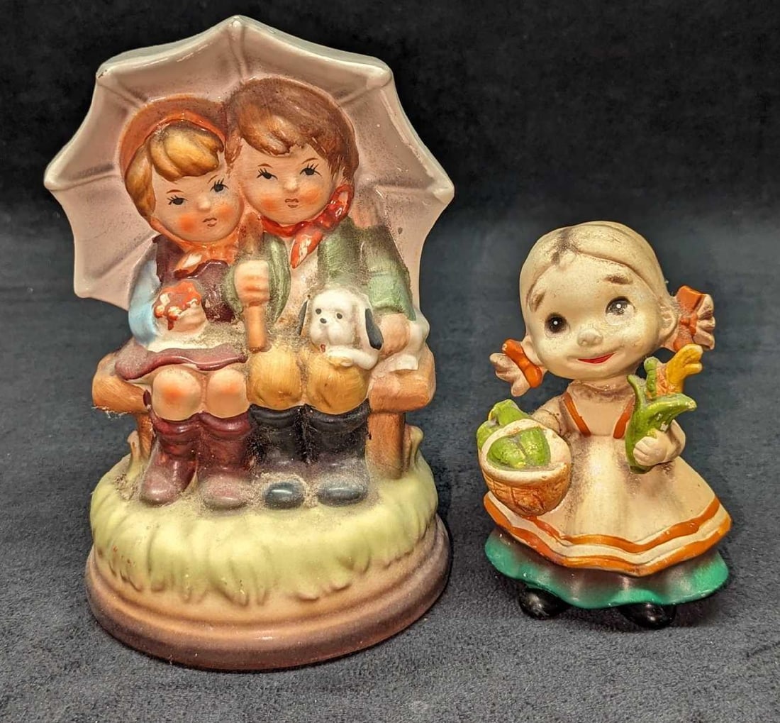 Vintage Ceramic Wee Folks & Girl & Bow Figurines: Vintage Ceramic Wee Folks & Girl & Bow Figurines. This lot contains: (1) Ceramic Boy & Girl With Umbrella figurine. This is approx 4 3/8" x 4 3/8" x 7". This appears to have b