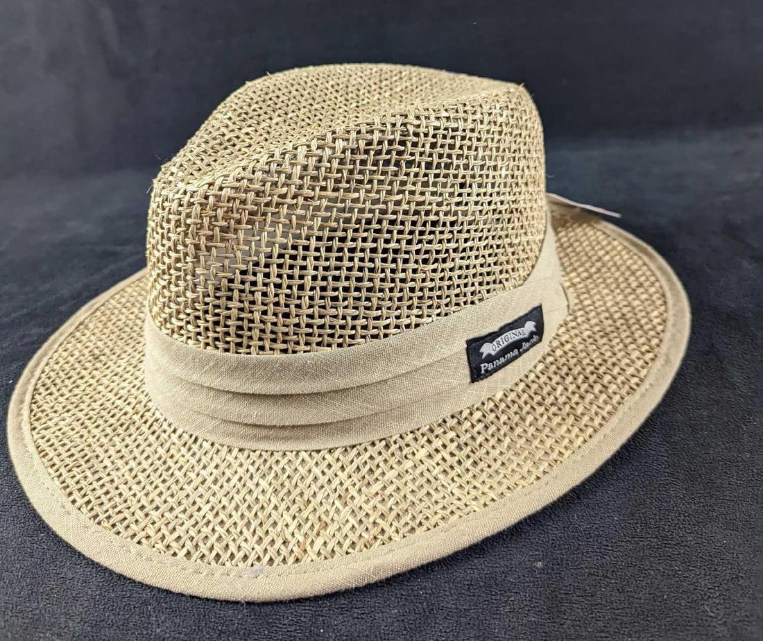 Panama Jack Men's Large Seagrass Safari Hat: Keep the sun out of your face and protect your skin from the sun's harmful UVA/UVB rays under the comfort of this breathable, lightweight straw material. UPF (SPF) 50+ UVA/UVB sun protection.The hat