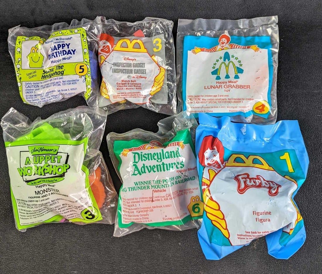 Sealed Happy Meal Toys Lot Of 6: This lot includes: (1) Inspector Gadget Watch Belt #3. From 1999. This is approx 4" x 1 1/2" x 4 1/2" and it weighs 0.04lb. (1) Happy Meal Lunar Grabber Toy #4. From 1994. This is approx