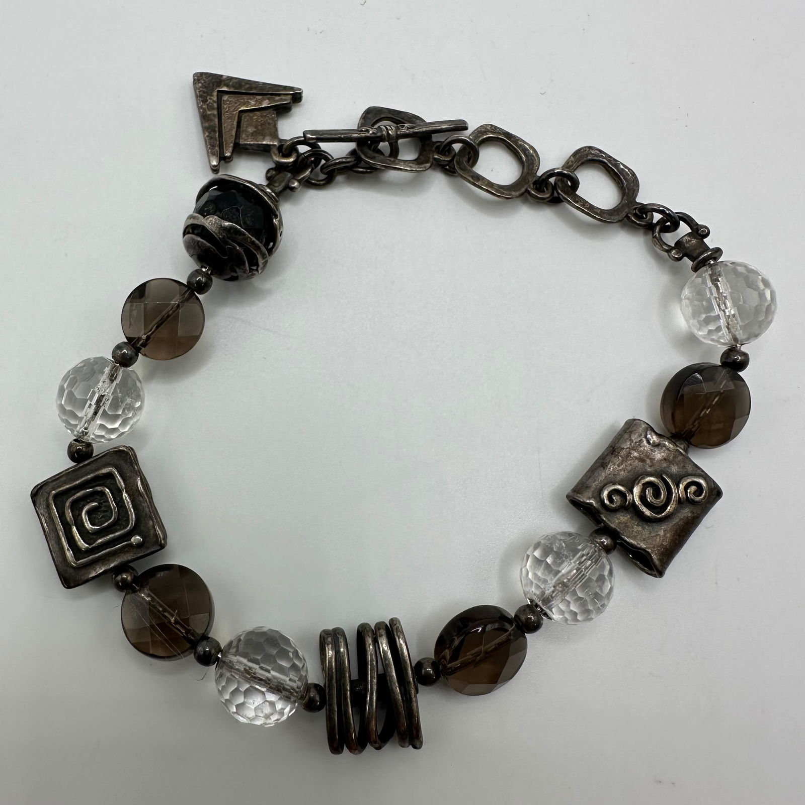 Silpada Sterling Silver Smoky Quartz Crystal Beaded Bracelet: This item is in good pre-owned, previously used/displayed condition with noticeable light wear and surface scratches. Please reference all photos for full details. This piece of jewelry has been teste