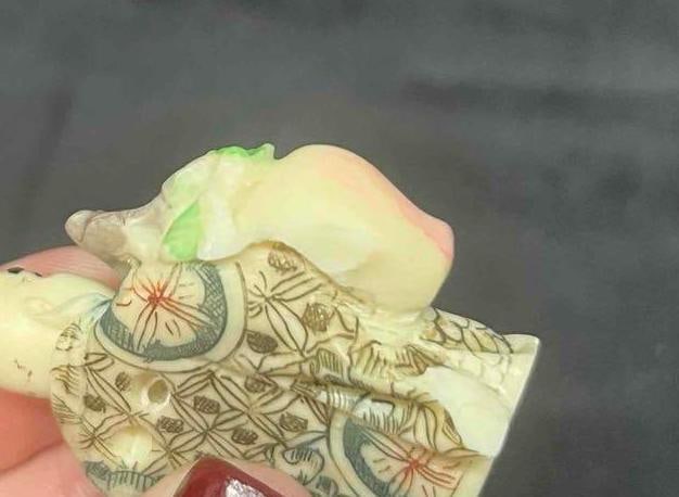 Two Netsuke Figurines - 8