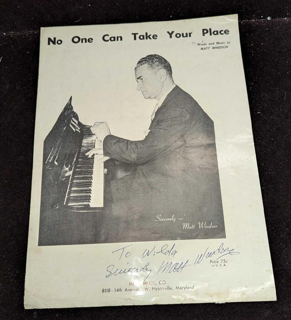 Matt Windsor Signed No One Can Take Your Place Sheet Music: Matt Windsor Signed No One Can Take Your Place Sheet Music. The sheet music is 9"x 12" and it weighs 0.03lb. There is some shelf wear on the cover and a rip in the center bottom of the sheet music. Pl