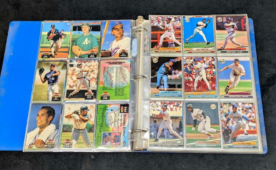 Binder Of Assorted Topps Ultra Fleer Donrus Baseball Cards: Binder Of Assorted Topps Ultra Fleer Donrus Baseball Cards. This binder is full of Topps Stadium Club, 1992 Fleer Ultra, Topps 40th Anniversary, Upper Deck 1993, Score 1992, Donrus 1992, Upper Deck 19
