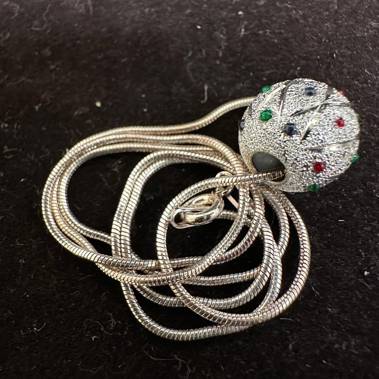 Sterling Silver Blue Red Green Enamel Dots Ball Necklace FAS Italy N61: This item is in good pre-owned, previously used/displayed condition with noticeable light wear and surface scratches. Please reference all photos for full details. This piece of jewelry has been teste