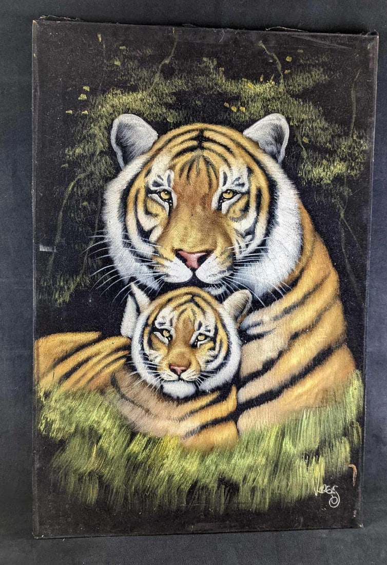 Original Vargas Black Velvet Painting Tiger & Cub: Original Vargas Black Velvet Painting Tiger & Cub. Is signed by the artist on the bottom right. The original is approx 24" x 3/4" x 36 1/2" and it weighs 2lbs. The original is in a good, used conditio