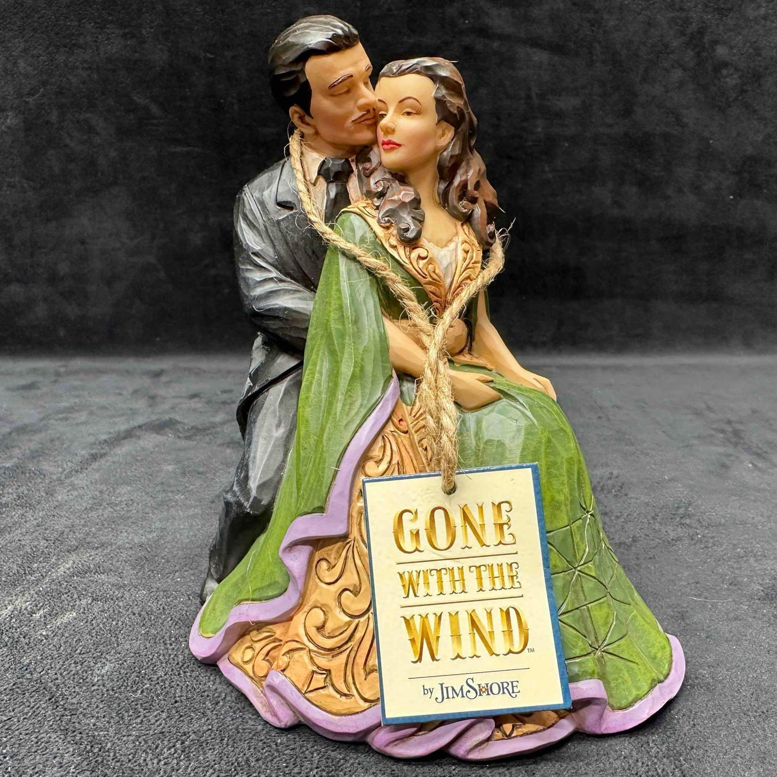 Jim Shore Kindred Spirits Scarlett O'Hara Rhett Butler Figurine Gone With The Wind Artist Signed: Artist signed, Jim Shore, signature on the side of the figure. Original tag still intact and box included. This item is in good like new, previously displayed condition with light wear, and surface sc